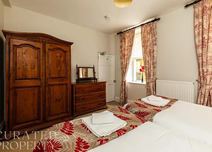 The Admirals House - Central Bath & Free Parking